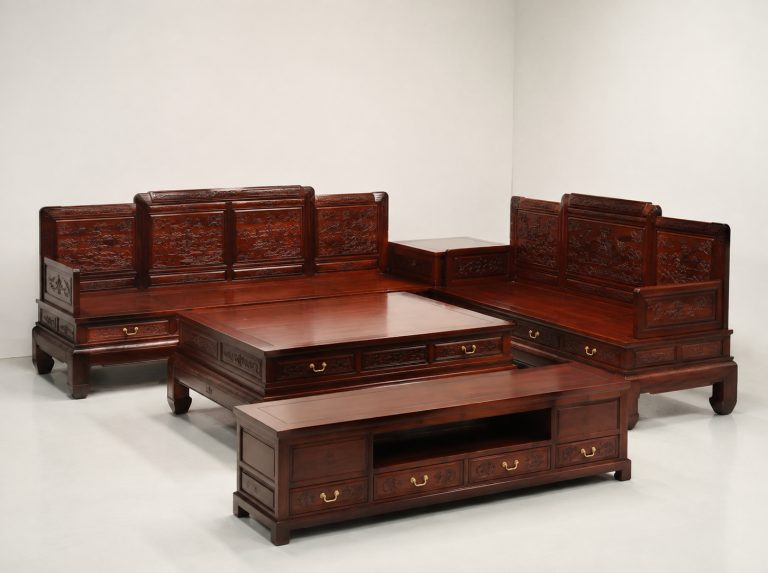 大果紫檀实木餐桌椅套装